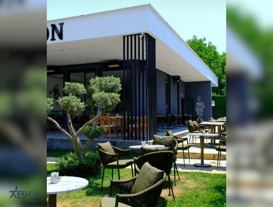 Bahçeniz İçin Şık ve Konforlu Yaz Mobilyası Önerileri