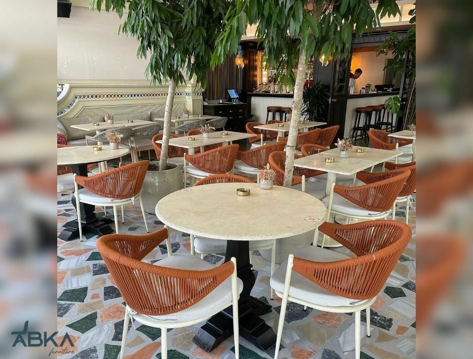 Dış Mekan Sandalyesi Seçerken Dayanıklılık Neden En Önemli Kriterdir?