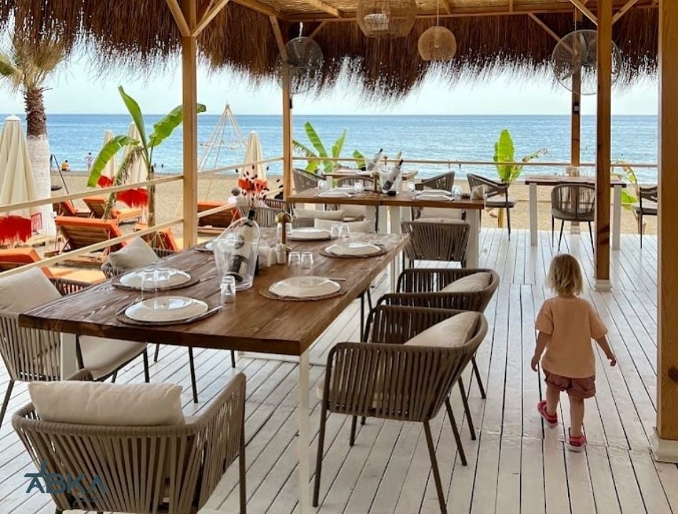 Restoran Masası Seçimi Nasıl Yapılmalı? Doğru Masa ile Müşteri Deneyimini Güçlendirin